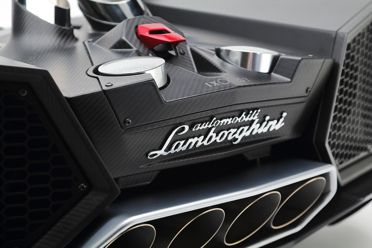 Evde Lamborghini Keyfi